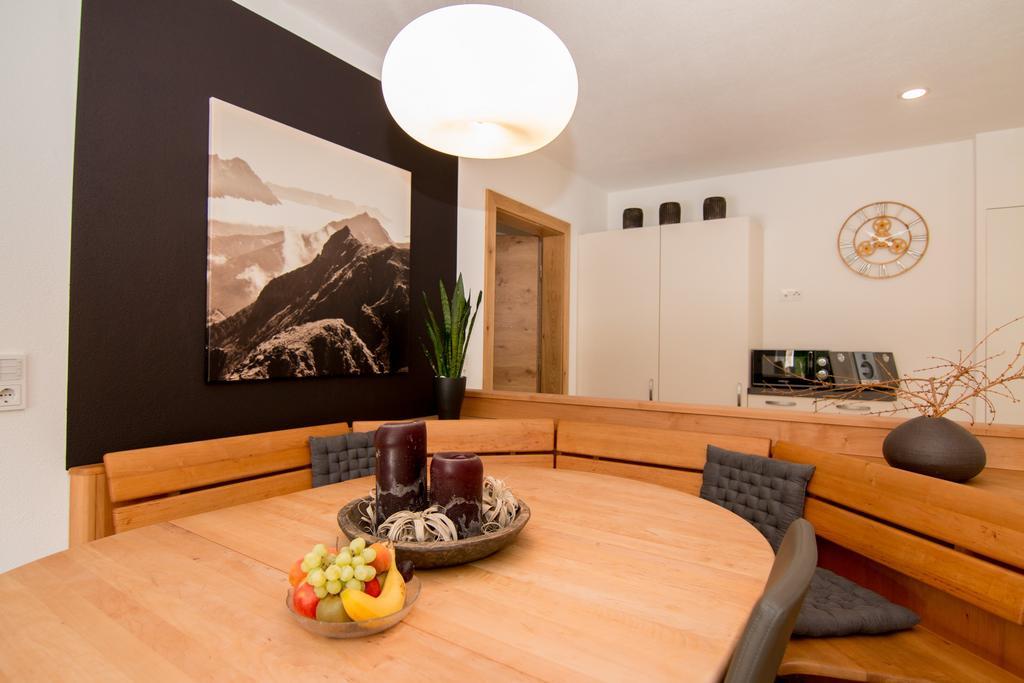 Haus Arnold - Privatzimmer Und Ferienwohnungen Sillian Extérieur photo