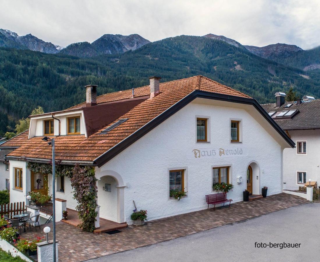 Haus Arnold - Privatzimmer Und Ferienwohnungen Sillian Extérieur photo